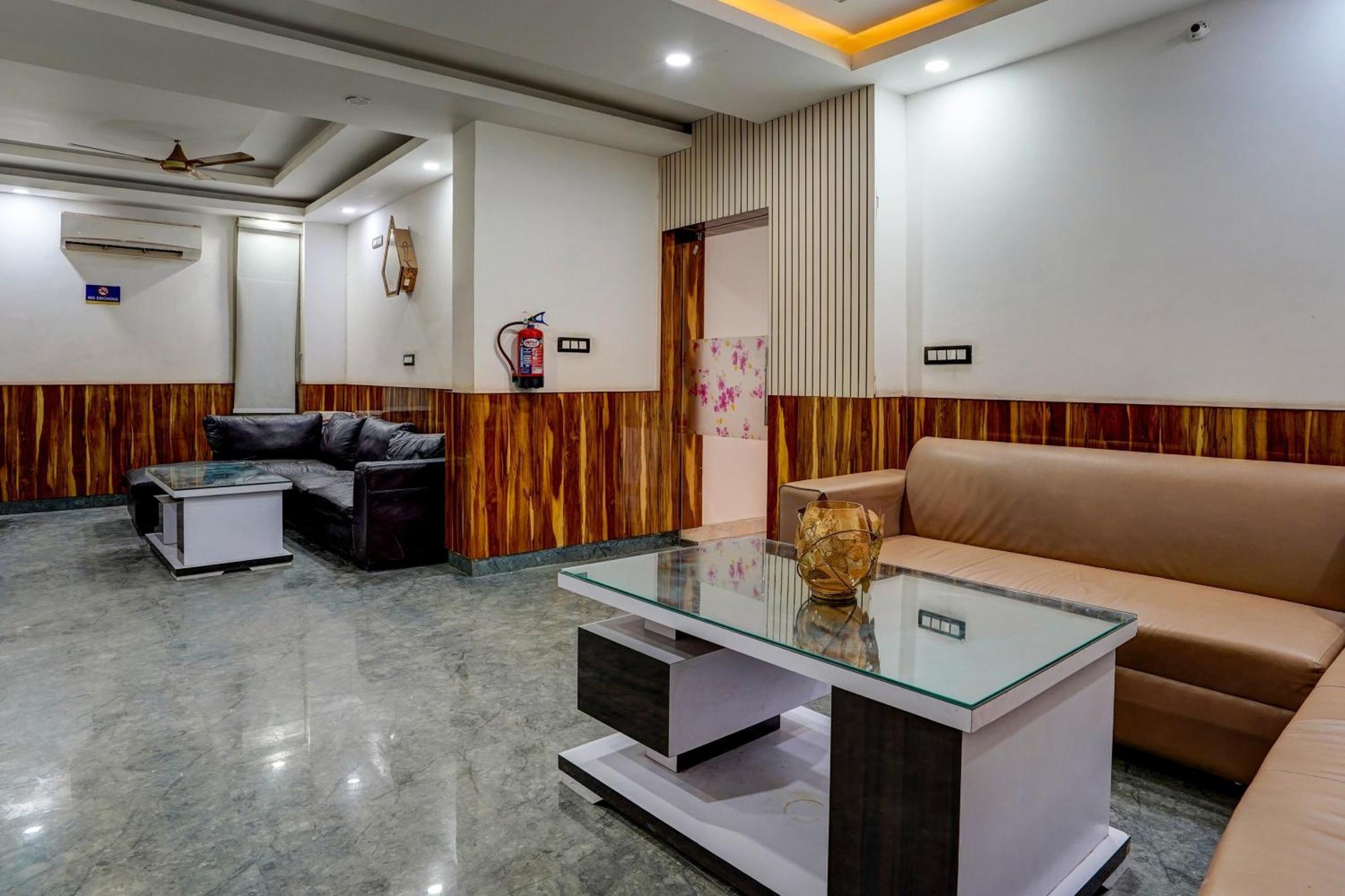 Hotel Hight Krone A Family Hotel Near Igi Airport Delhi New Delhi Eksteriør bilde